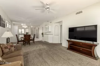 Photo #5: 6970344 Listing 