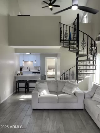 Photo #5: 6970541 Listing 