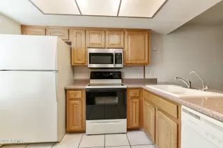 Photo #1: 6970688 Listing 