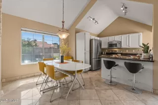 Photo #3: 6970790 Listing 