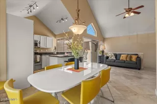 Photo #5: 6970790 Listing 