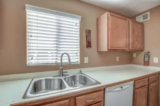 Photo #3: 6970843 Listing 