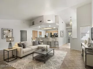 Photo #1: 6971206 Listing 