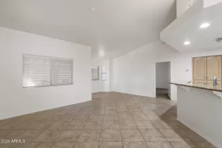 Photo #3: 6971206 Listing 