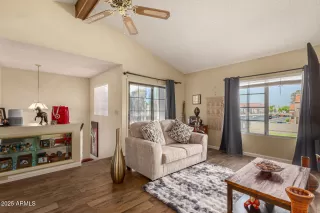 Photo #2: 6971233 Listing 