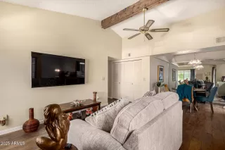 Photo #4: 6971233 Listing 