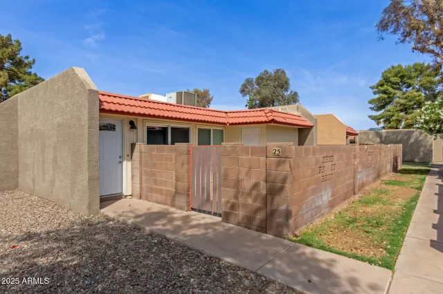 MLS: 6971507 Condo For Sale