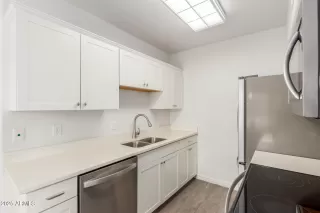 Photo #5: 6971507 Listing 