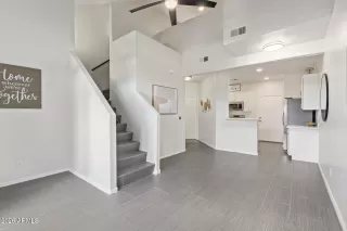 Photo #1: 6972002 Listing