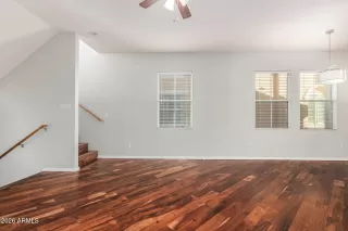 Photo #5: 6972160 Listing 