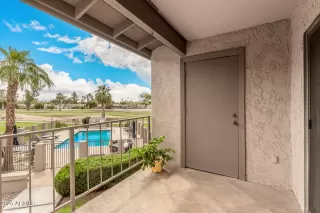 Photo #5: 6972182 Listing 