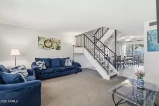 Photo #4: 6972352 Listing