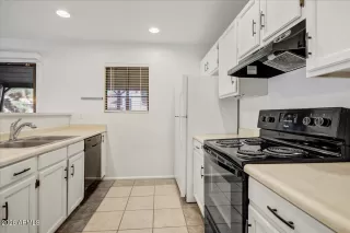 Photo #2: 6972444 Listing