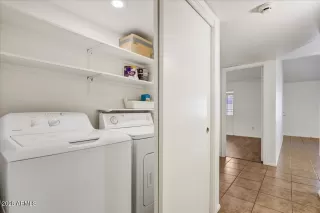 Photo #4: 6972444 Listing