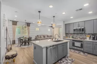 Primary Photo for MLS#: 6972540