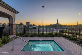 Photo #4: 6972662 Listing