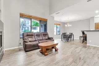 Photo #1: 6972837 Listing 