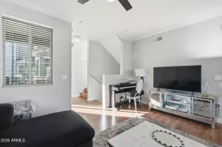 Photo #3: 6972883 Listing