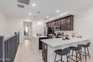 Photo #6: 6972929 Listing 