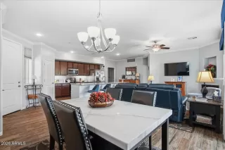 Photo #6: 6972947 Listing