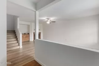 Photo #5: 6972968 Listing