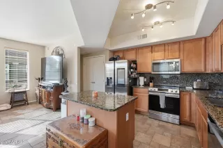 Photo #4: 6973195 Listing 