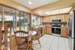 Photo #6: 6973244 Listing 