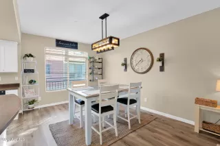 Photo #5: 6973247 Listing 