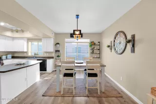 Photo #6: 6973247 Listing 