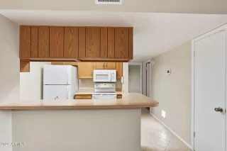 Photo #4: 6973261 Listing 