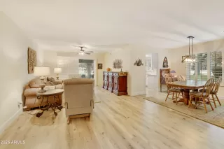 Browse active condo listings in FOUNTAIN OF THE SUN