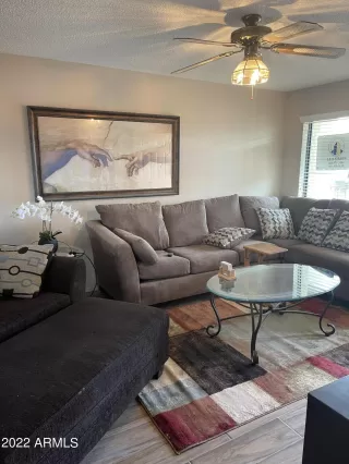 Photo #1: 6973352 Listing 