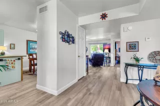 Photo #3: 6973415 Listing