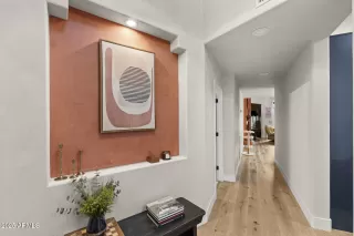 Photo #4: 6973431 Listing 