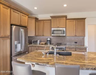 Photo #4: 6973532 Listing