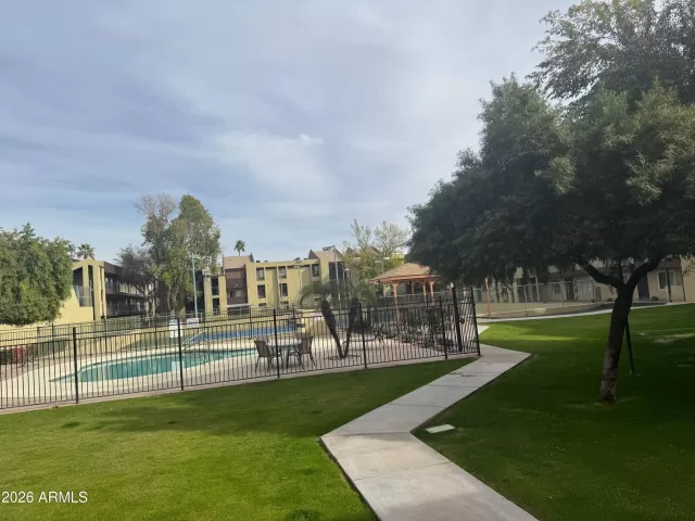 MLS: 6973591 Condo For Sale