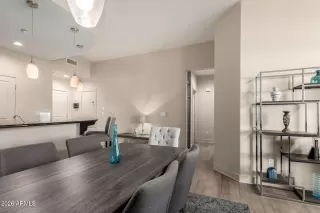 Photo #5: 6973598 Listing