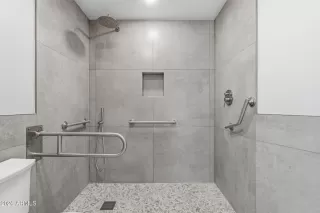 Photo #1: 6973599 Listing 