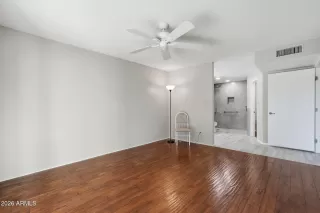 Photo #4: 6973599 Listing 