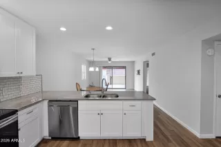 Photo #2: 6973818 Listing