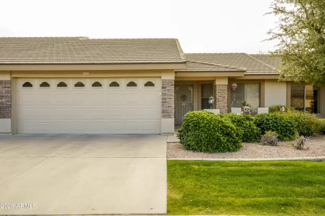 MLS: 6973923 Condo For Sale