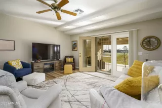 Photo #4: 6973923 Listing 