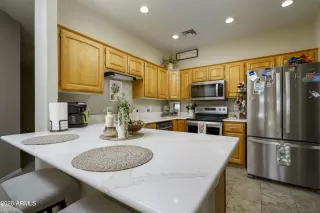 Photo #5: 6973923 Listing 