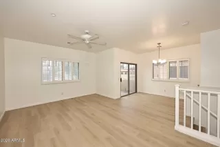 Photo #5: 6974040 Listing 