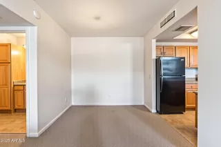 Photo #6: 6974103 Listing 