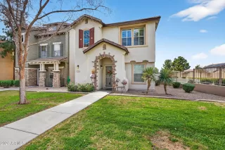 Photo #2: 6974117 Listing