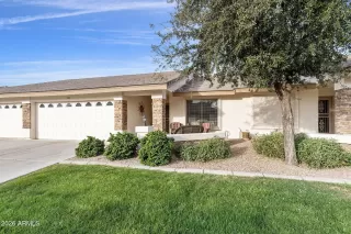 Photo #5: 6974297 Listing