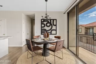 Photo #5: 6974535 Listing 