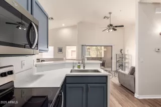 Photo #1: 6974773 Listing 