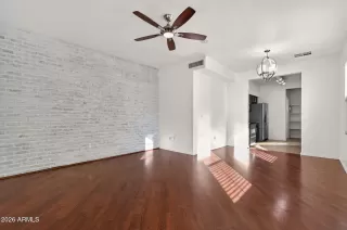 Photo #2: 6975048 Listing